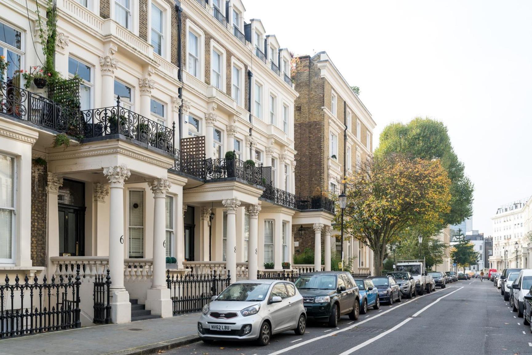 Pleasant Earl'S Court Apartment Near Hyde Park By Underthedoormat London Exterior foto